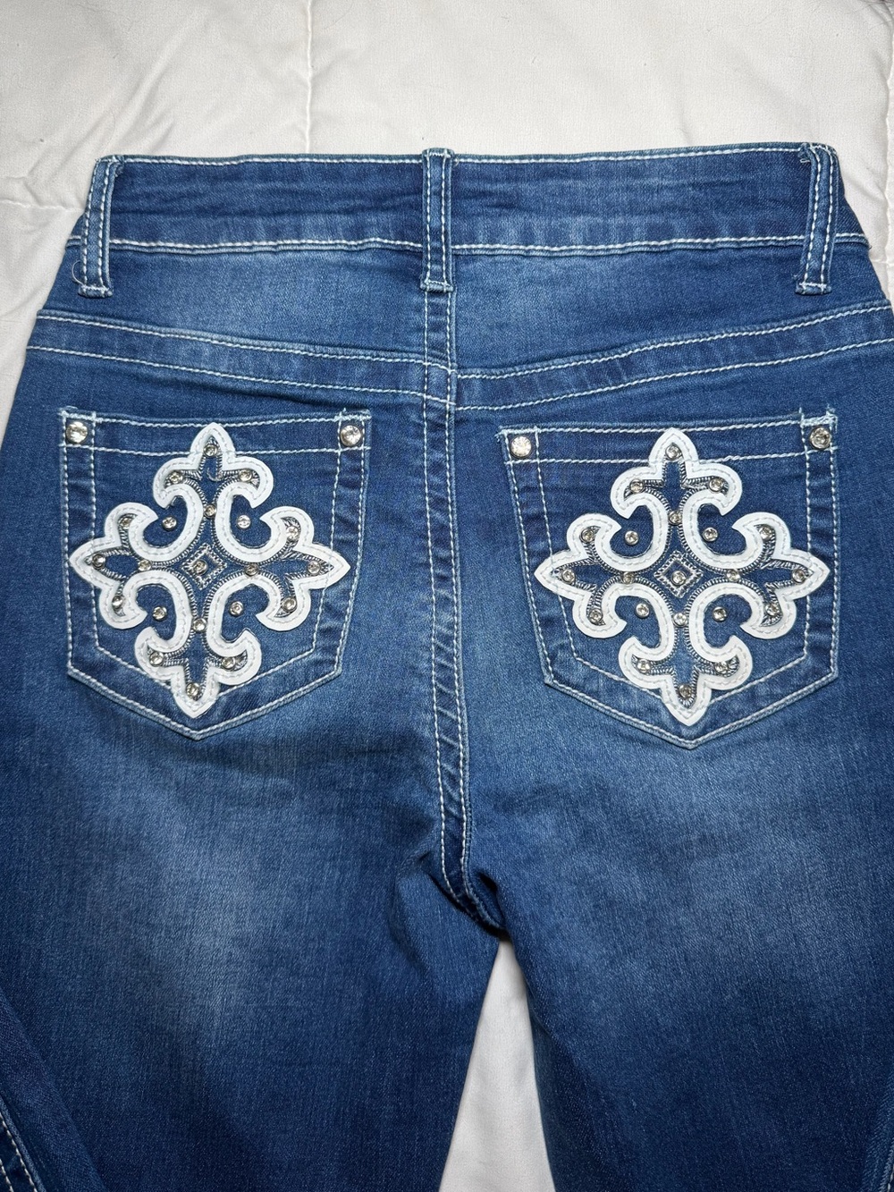 Wax Jean Dark Blue Skinny Jeans with White Embroidered Back Pockets